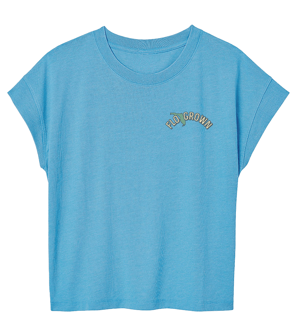 Front view with the FloGrown logo on the left chest.
